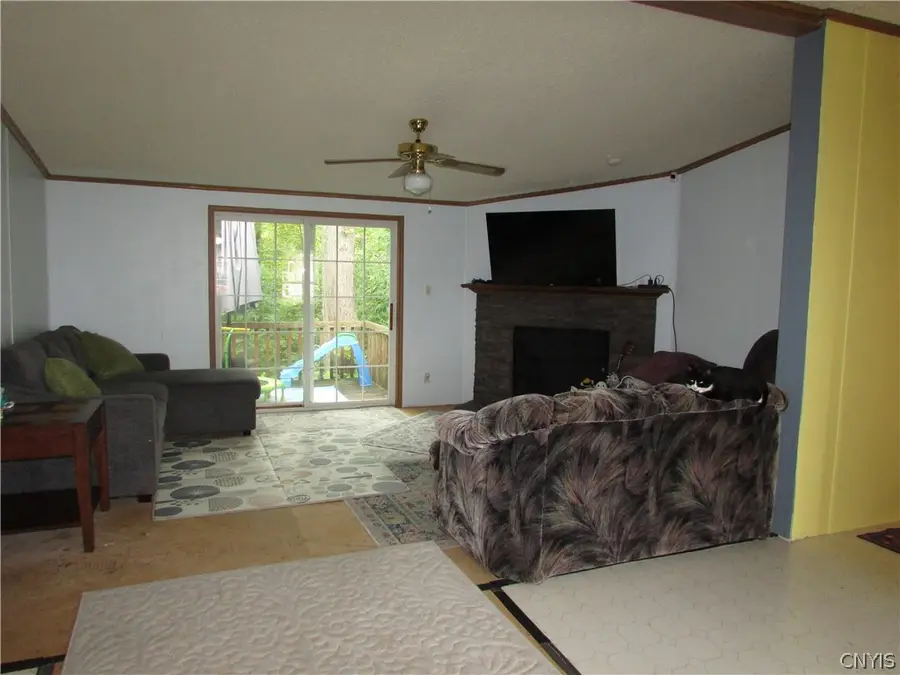 6005 Alperton Court, Liverpool, NY 13090 - #3