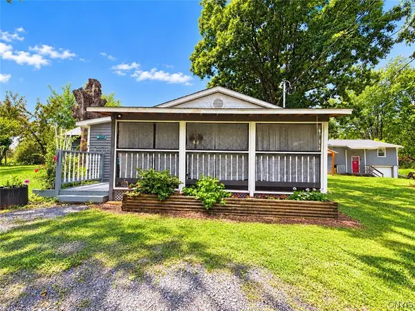 399 Pendergast Rd, Phoenix, NY 13135
