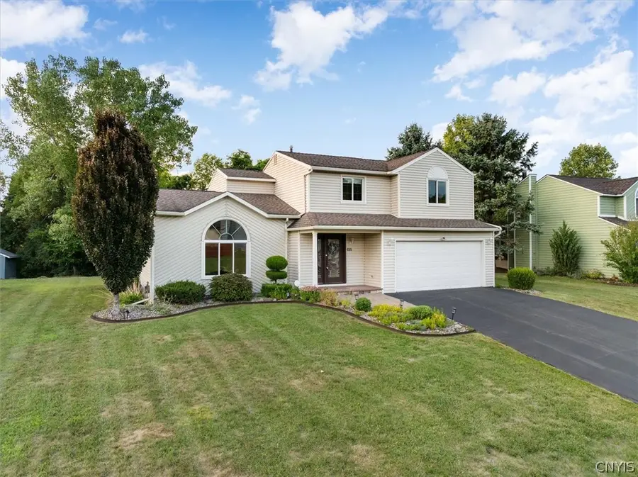 414 Mallard Drive, Camillus, NY 13031 - #2