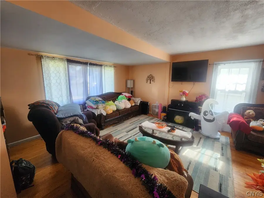 2209 Grant Boulevard #11, Syracuse, NY 13208 - #3