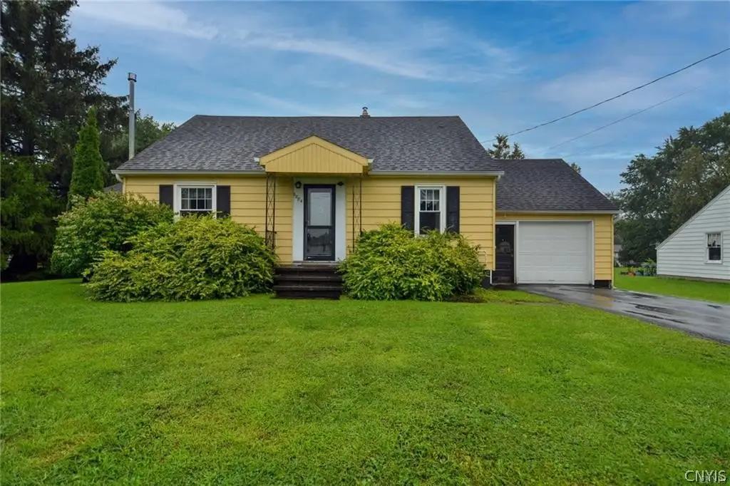 5884 Gillette Rd, Cicero, NY 13039 - #1