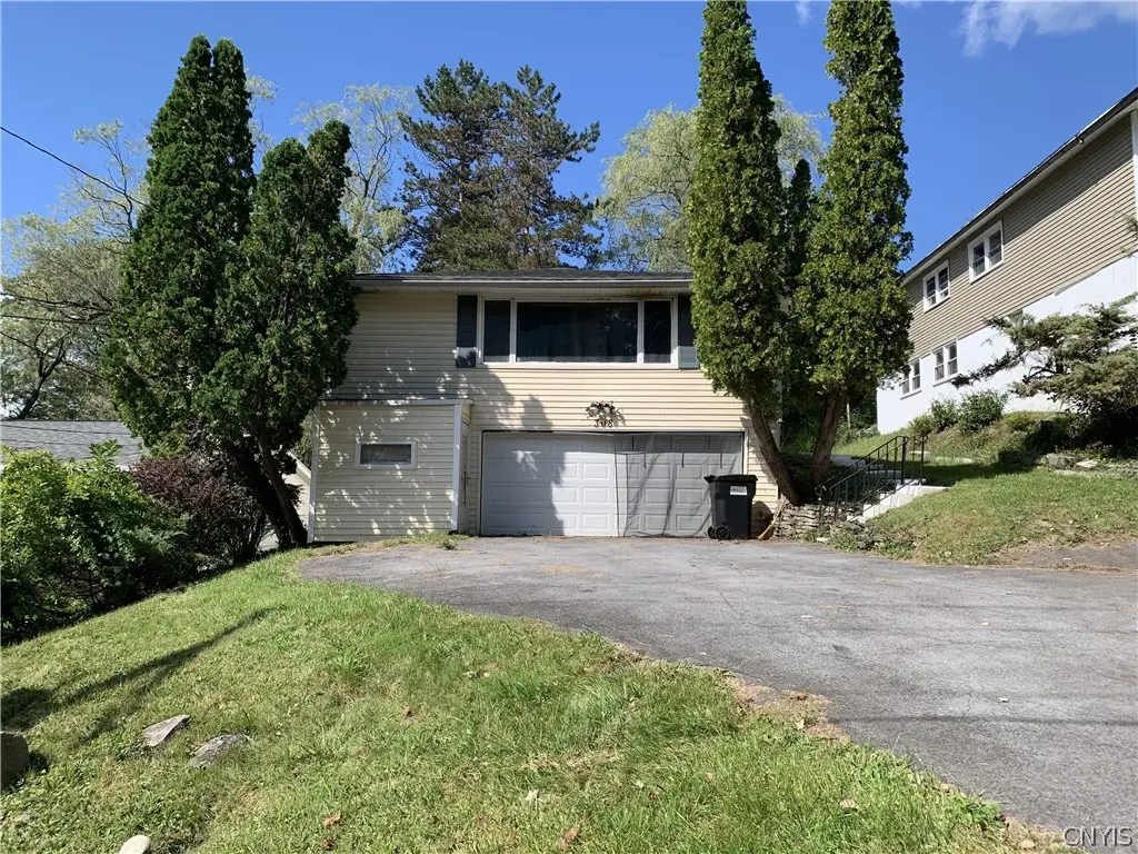 308 Albert Rd, Syracuse, NY 13214 - #1