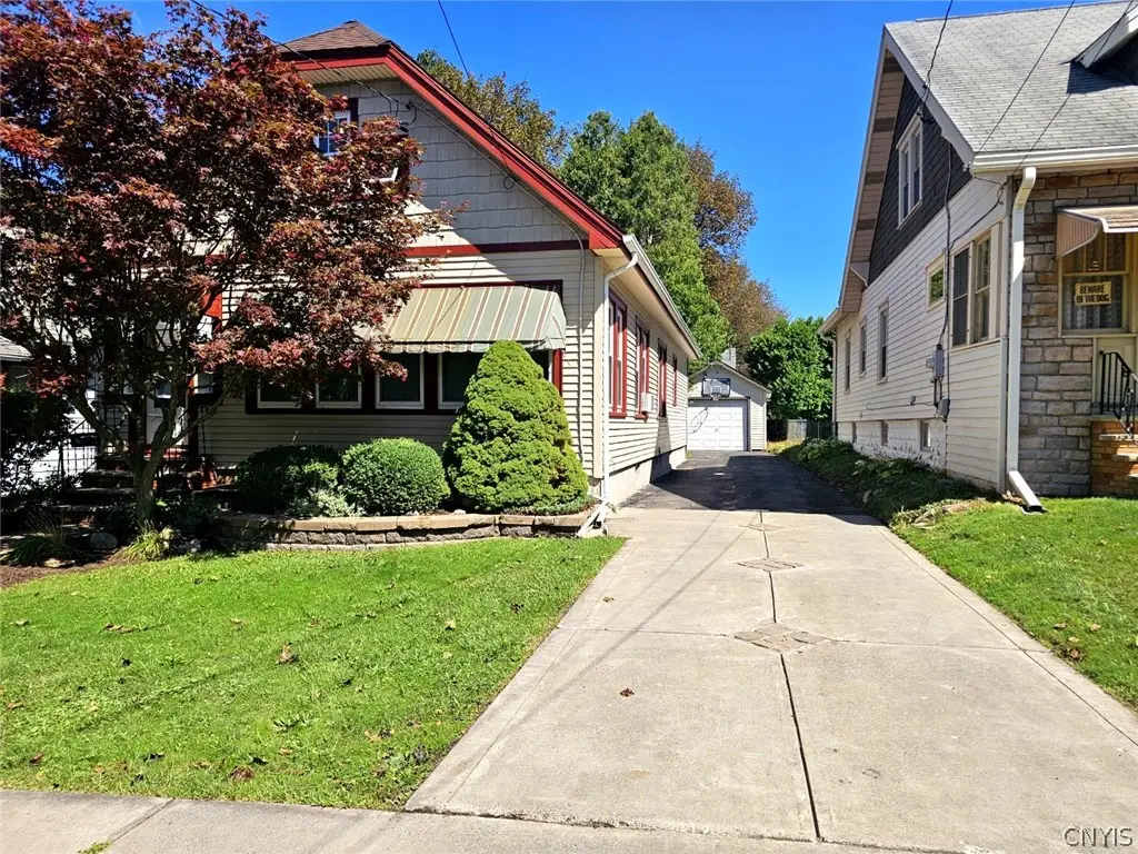 210 Dale Street, Syracuse, NY 13208 - #1