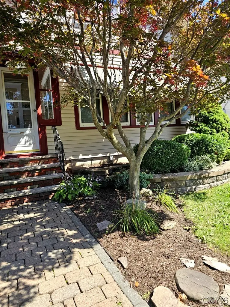 210 Dale Street, Syracuse, NY 13208 - #3