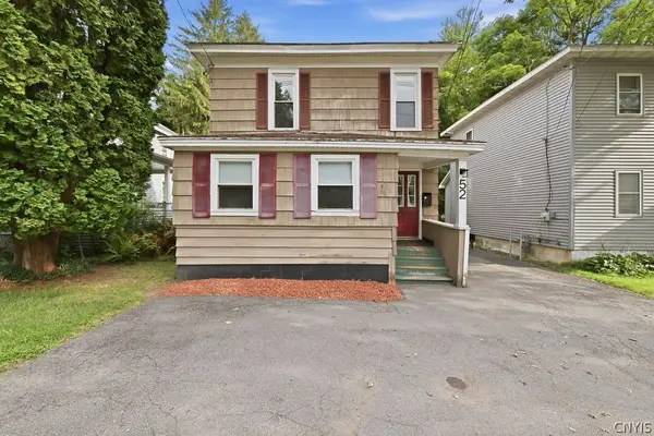 52 Downer Street, Baldwinsville, NY 13027