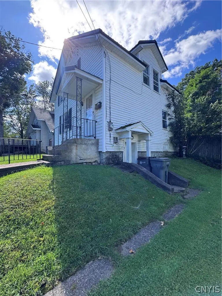 527 W Embargo Street, Rome, NY 13440 - #2