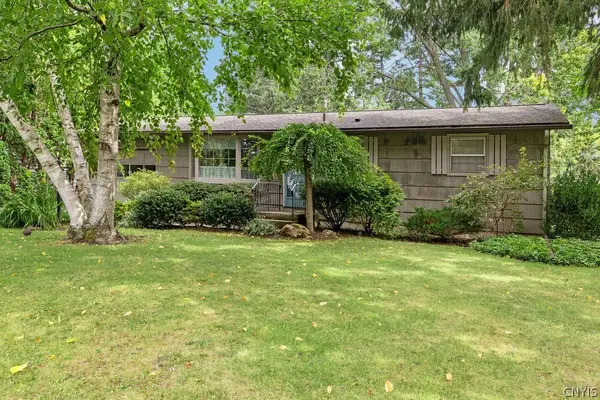308 Washburn Drive, East Syracuse, NY 13057