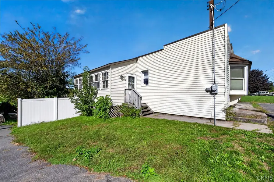 5367 Bear Road, Syracuse, NY 13212 - #3