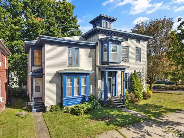 89 E Oneida Street, Oswego, NY 13126