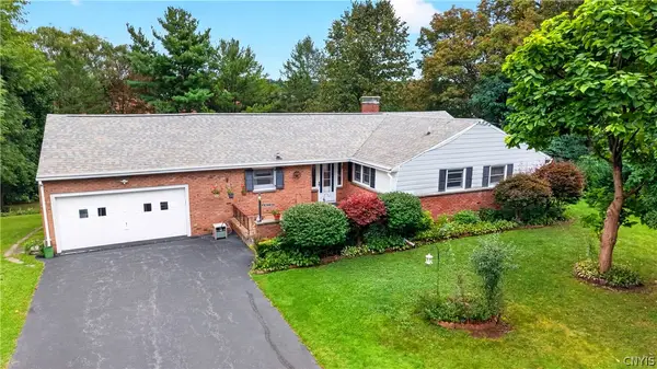 108 Fayette Circle, Fayetteville, NY 13066