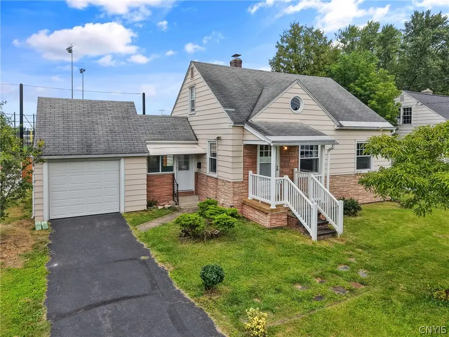 114 Grover Street, East Syracuse, NY 13057 - #2