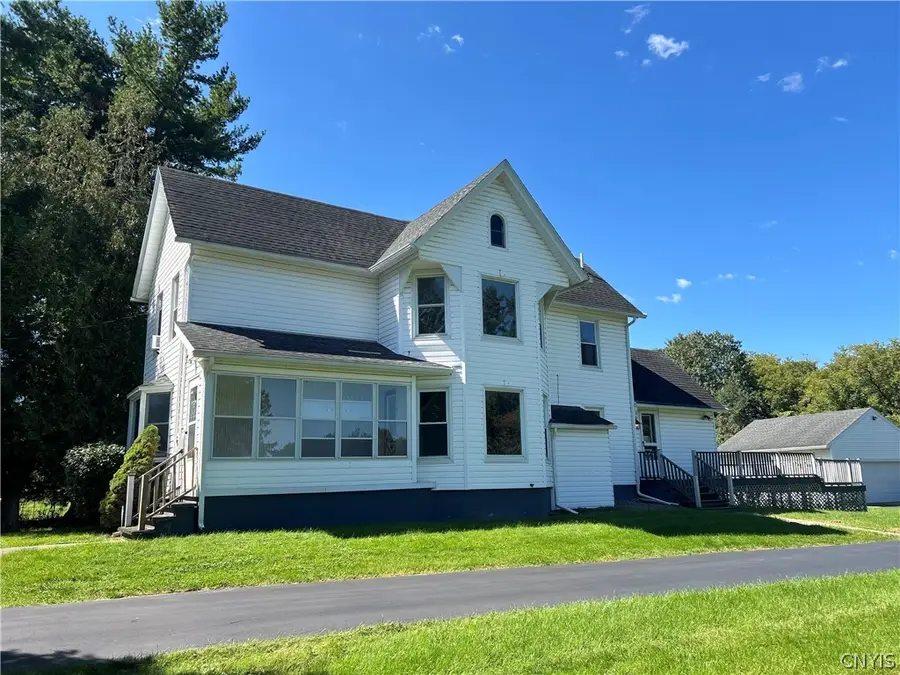 86 Clinton, New York Mills, NY 13417 - #3
