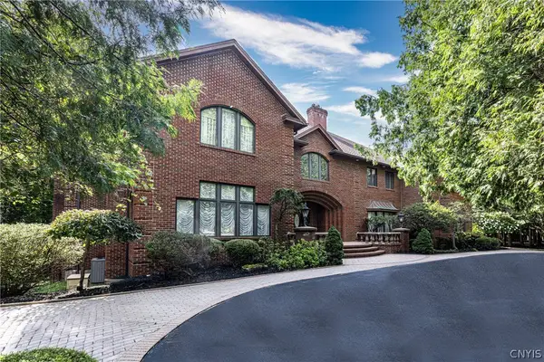 6907 Shalimar, Fayetteville, NY 13066