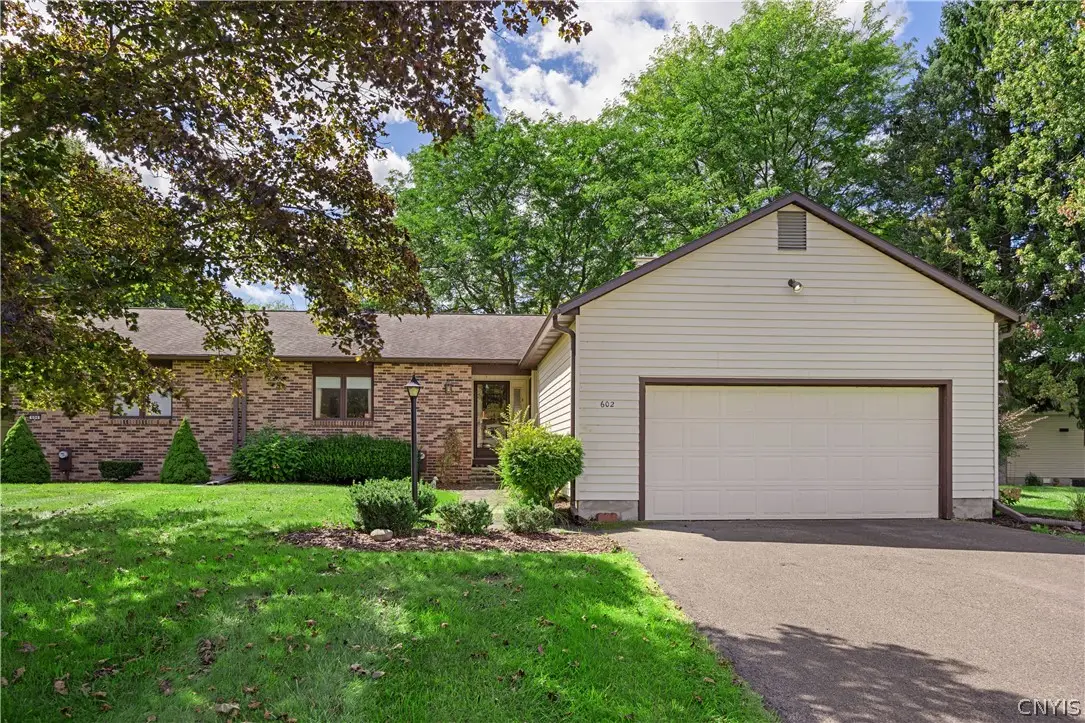 602 Kimry, Fayetteville, NY 13066 - #1