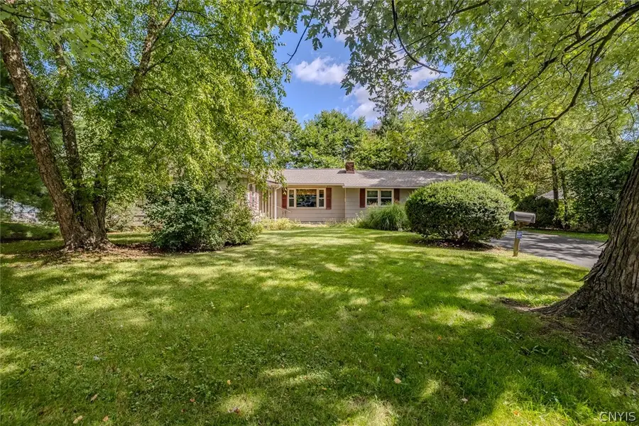 16 Wexford Road, Syracuse, NY 13214 - #3