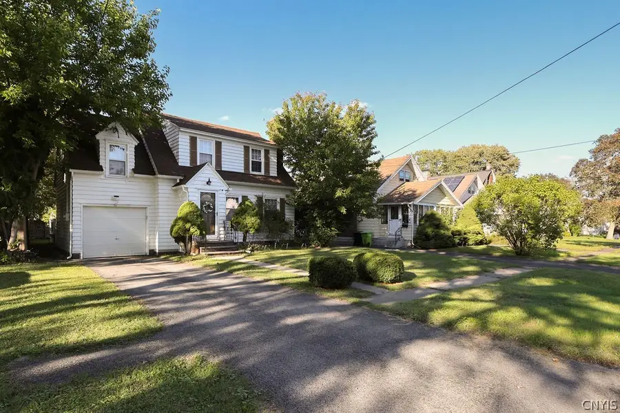 407 Berwick Road S, Syracuse, NY 13208 - #2