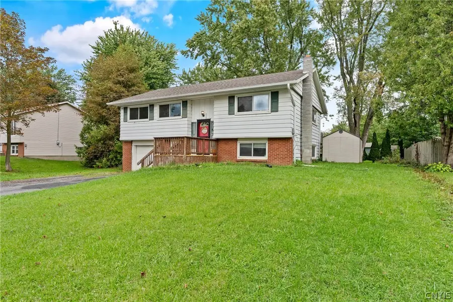416 Idlewood Boulevard, Baldwinsville, NY 13027 - #2