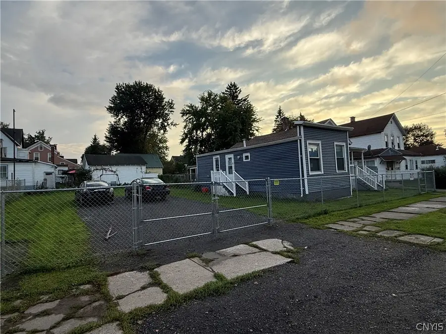 504 Eagle Street, Utica, NY 13501 - #3