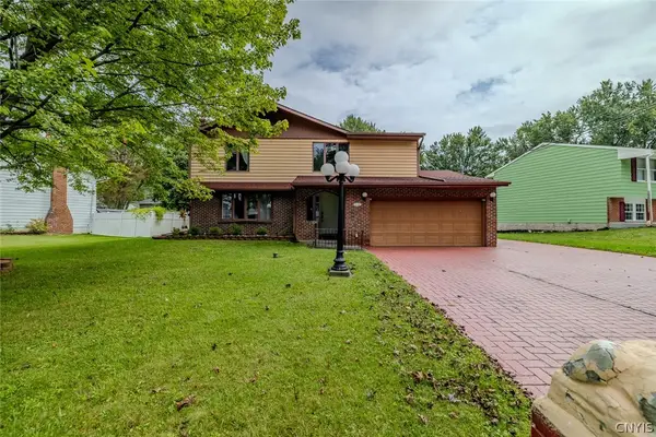 106 Stillwater Drive, East Syracuse, NY 13057
