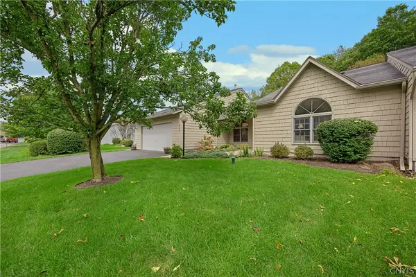 6306 Hamlet Crest, Jamesville, NY 13078