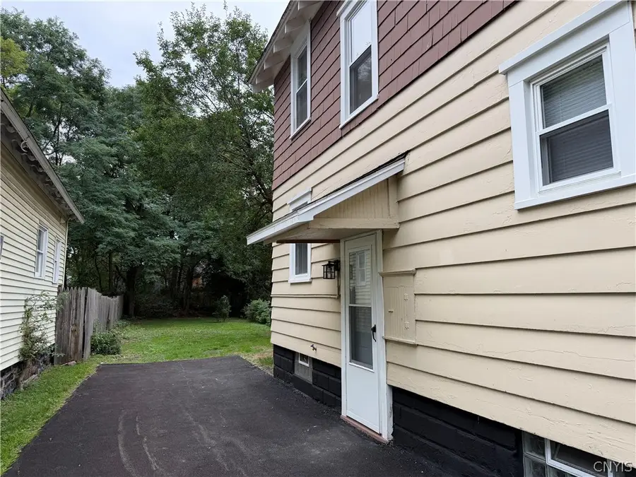 129 Hatch Street, Syracuse, NY 13205 - #3