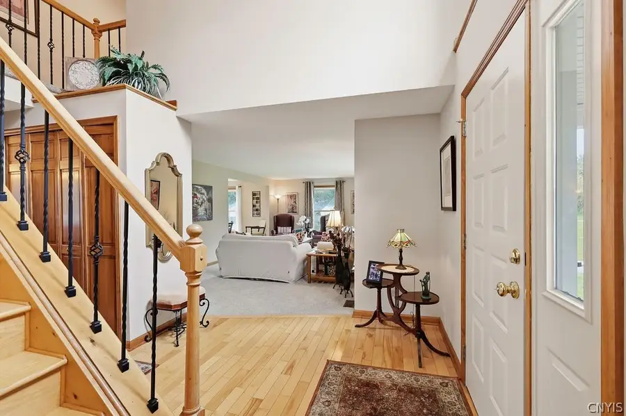 5372 Barrows Pointe, Camillus, NY 13031 - #3