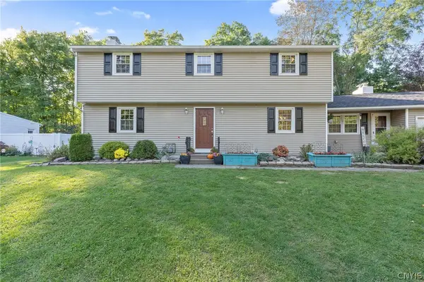 109 Old Powder Mill Road, Fayetteville, NY 13066