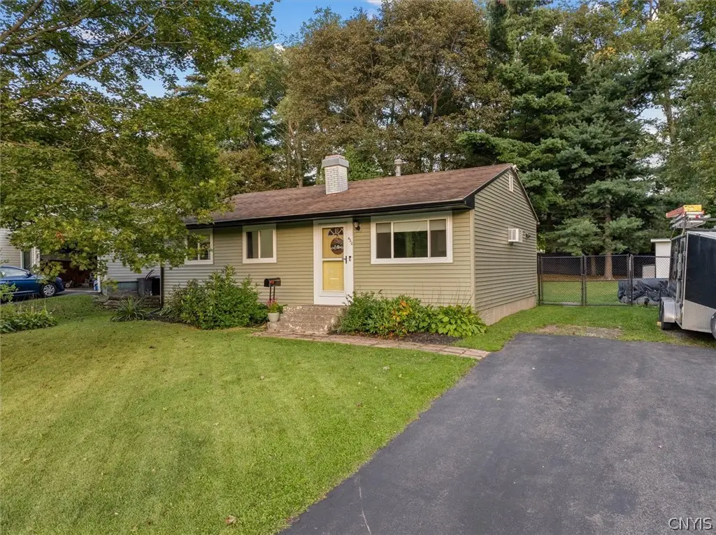 430 Fiore Drive, Utica, NY 13502 - #1
