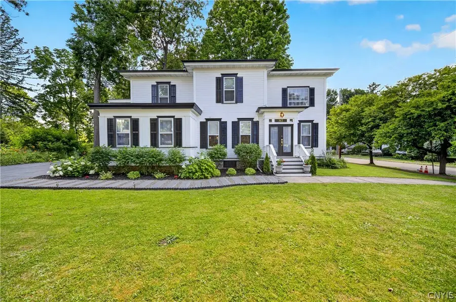 312 Elm Street, Fayetteville, NY 13066 - #2