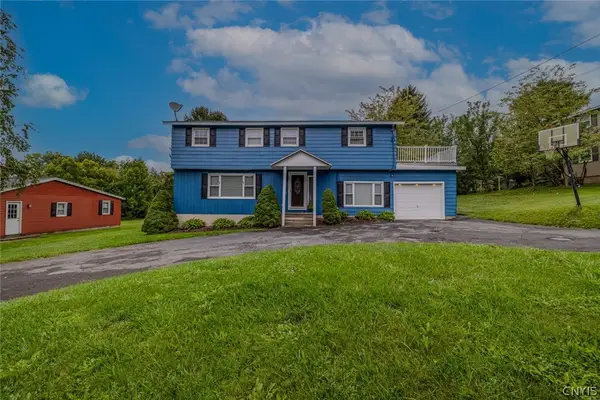 4940 Crestwood Lane, Syracuse, NY 13215