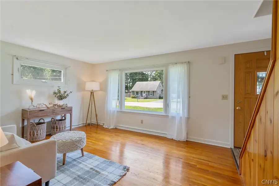 102 Juanita Drive, Liverpool, NY 13090 - #3