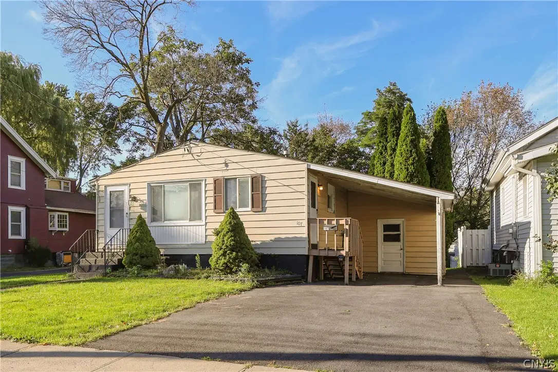 107 E Irving Street, East Syracuse, NY 13057 - #1