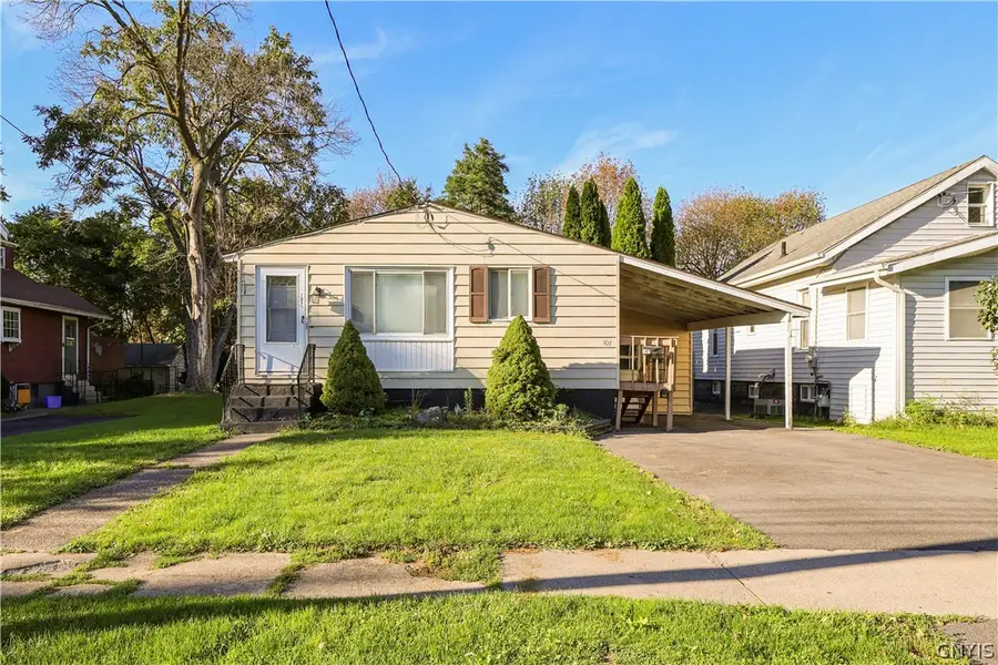 107 E Irving Street, East Syracuse, NY 13057 - #2