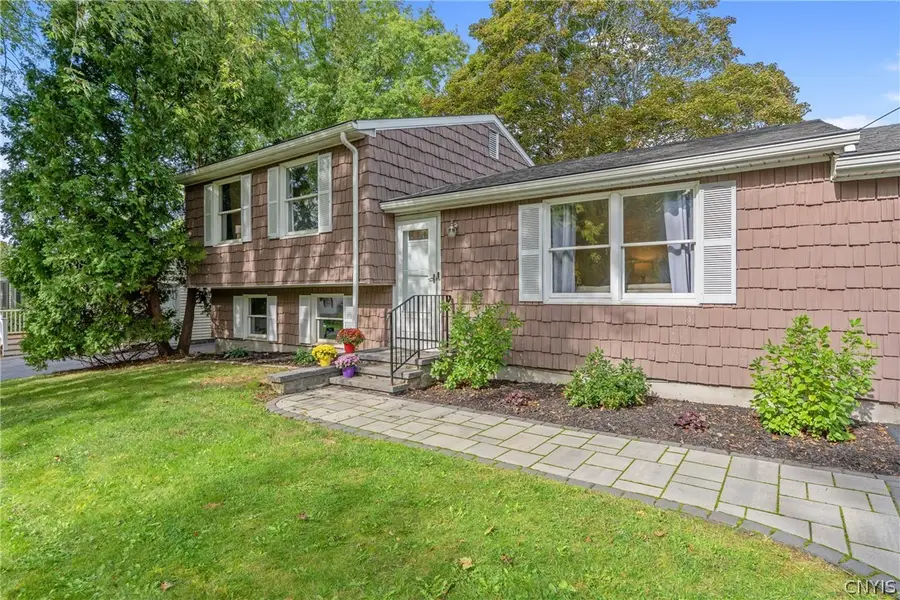 4245 Hunting Creek Dr, Clay, NY 13041 - #3