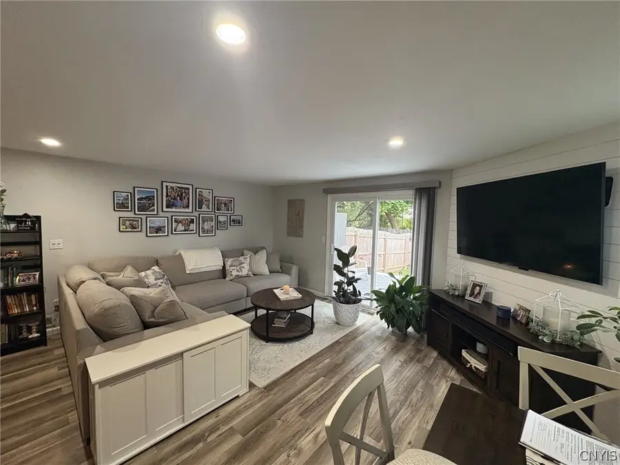 140 Memphis Street, Liverpool, NY 13088 - #3