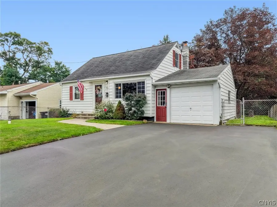 124 Drexler Avenue S, Liverpool, NY 13088 - #2