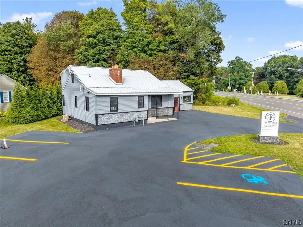 5000 W Genesee Street, Camillus, NY 13031 - #1