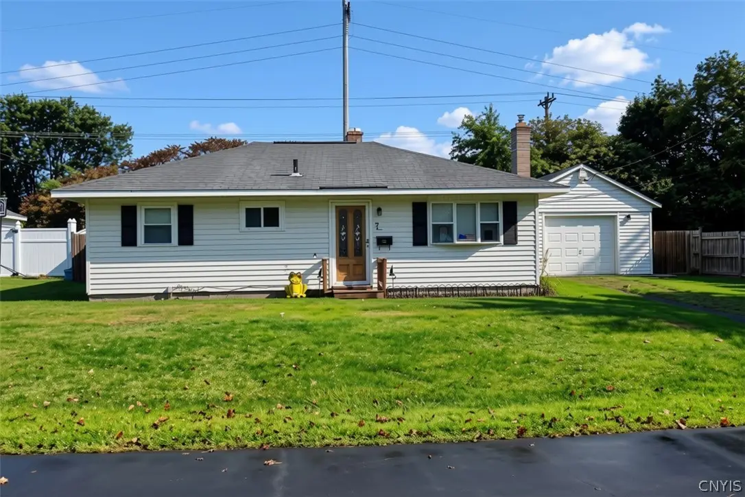 7 Cone Circle, New Hartford, NY 13413 - #1