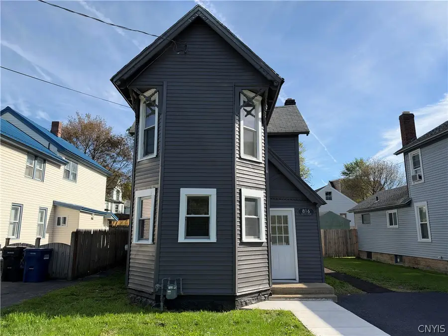 816 Milton Avenue, Syracuse, NY 13204 - #2