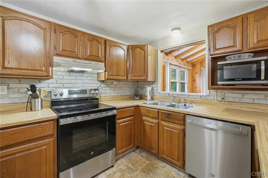 319 Shaver Avenue, Syracuse, NY 13212 - #3