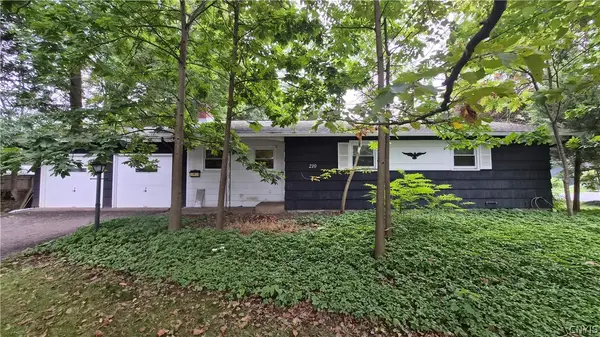210 Windwood Road, Syracuse, NY 13212