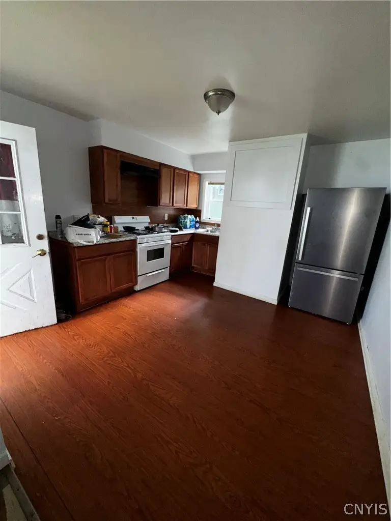 907 Warren Street, Utica, NY 13502 - #3
