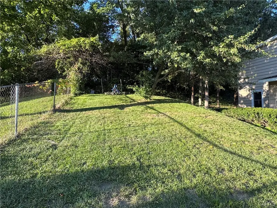 106 Edgeworth Avenue, Syracuse, NY 13219 - #3