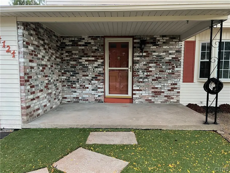 4124 N Mesa Lane, Liverpool, NY 13090 - #3