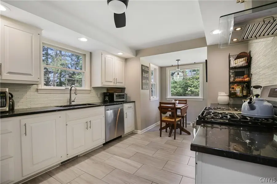 210 Sherwood Drive, Syracuse, NY 13214 - #3