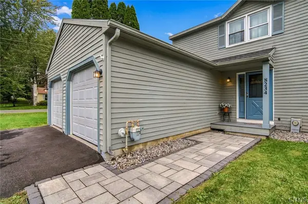 8234 Vicksburg Place, Baldwinsville, NY 13027