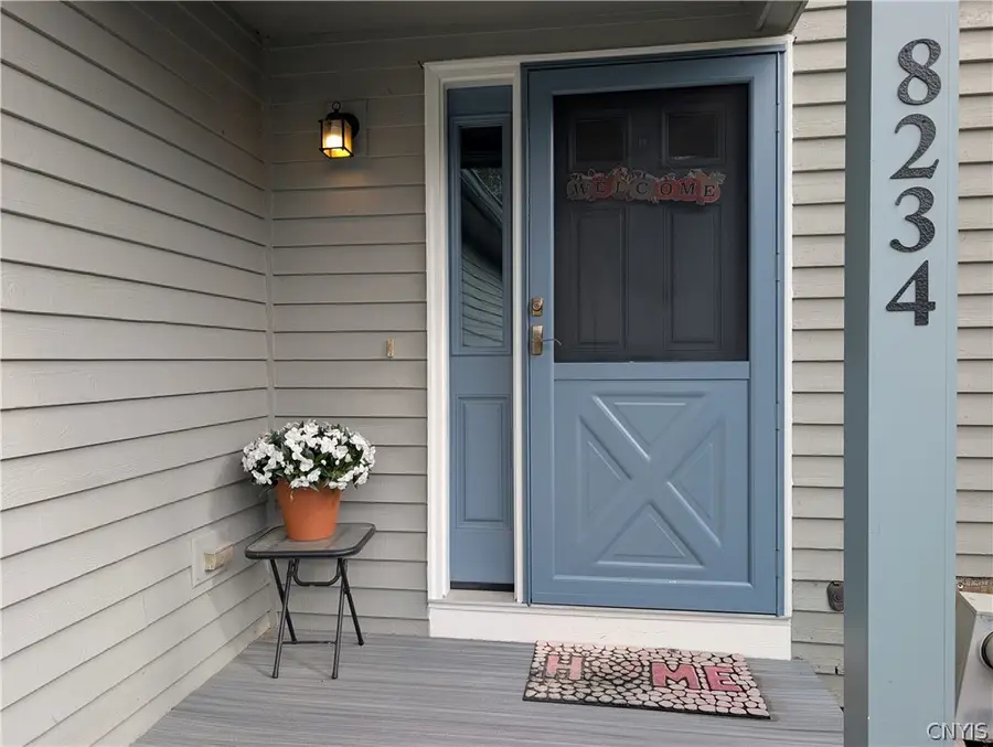 8234 Vicksburg Place, Baldwinsville, NY 13027 - #2