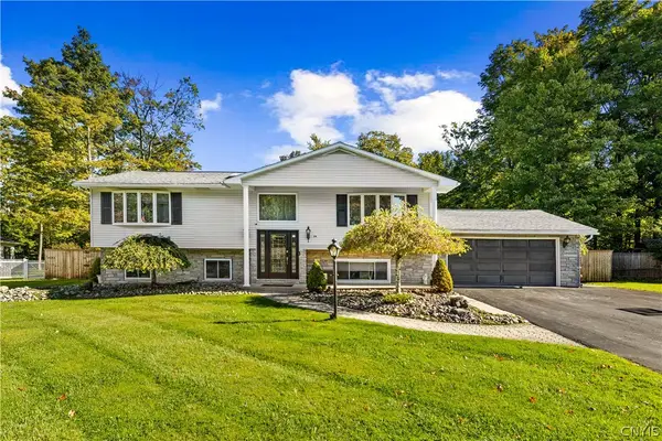 24 Chateau Drive, Whitesboro, NY 13492