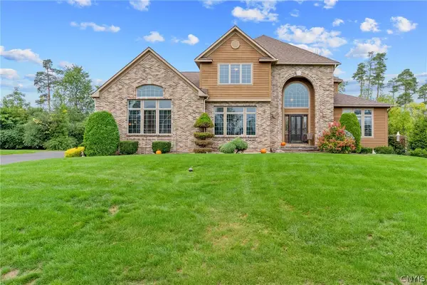 7705 Foxtail Pines, Liverpool, NY 13090