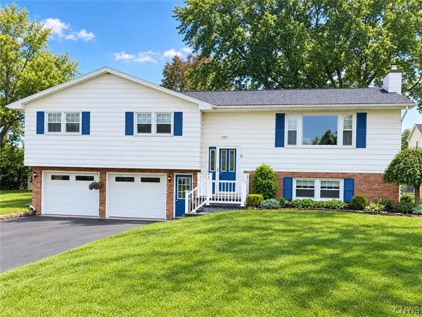 12 Christopher Circle, New Hartford, NY 13413